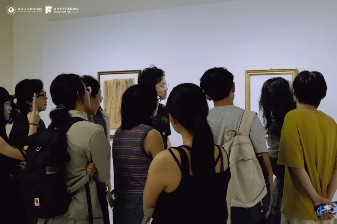 浦东美术馆“莫兰迪：独白”观展活动2026 年 9 月 3 日，邱彤 摄